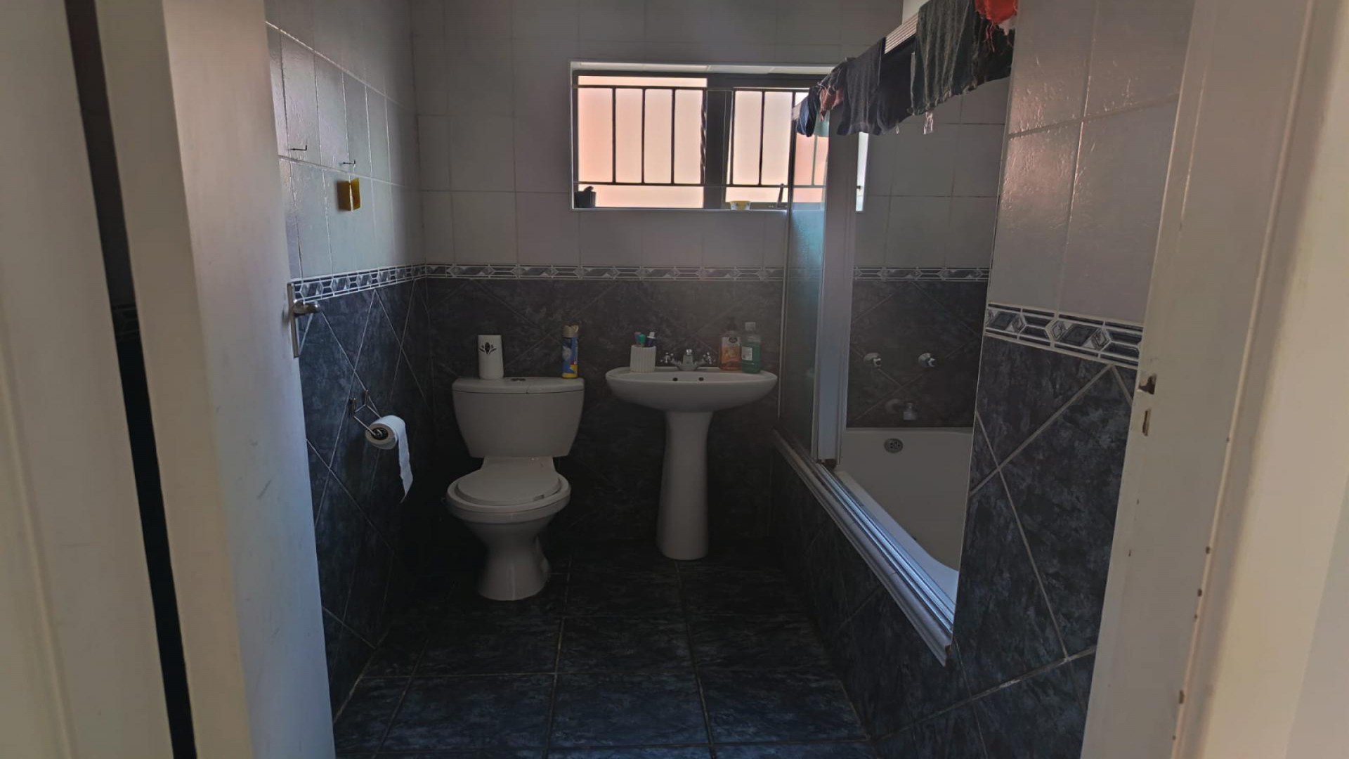 Bathroom 1 of property in Westridge