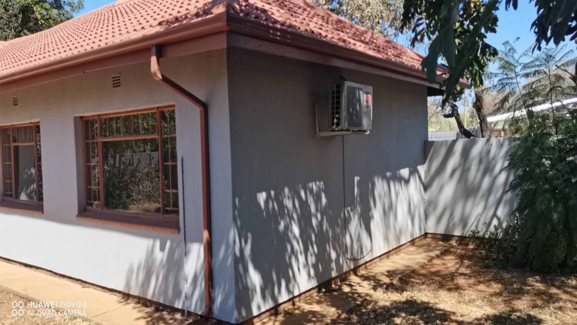 Backyard of property in Onverwacht