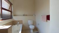 Bathroom 1 - 6 square meters of property in Midridge Park