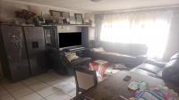 Lounges of property in Meredale