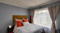 Bed Room 2 - 14 square meters of property in Klopperpark