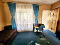 2 Bedroom 1 Bathroom Flat/Apartment for Sale for sale in Linmeyer
