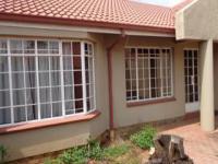 2 Bedroom 1 Bathroom Flat/Apartment for Sale for sale in Glen Marais