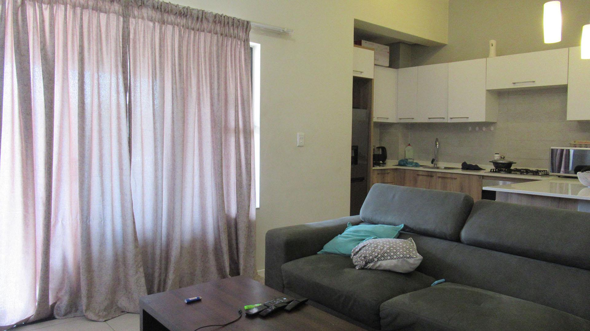 Lounges - 17 square meters of property in Westlake Eco-Estate