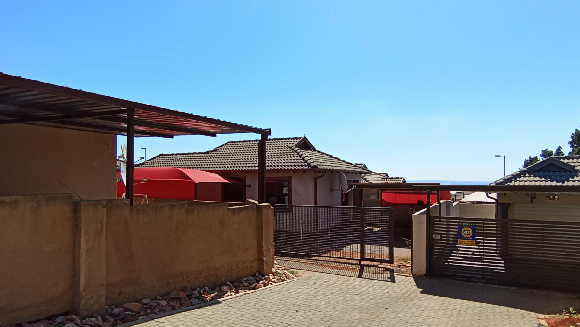 Front View of property in Amandasig