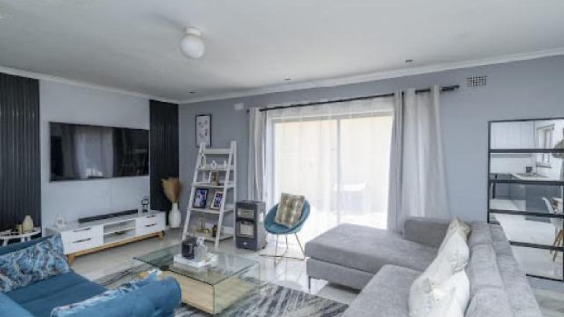 Lounges of property in Montana