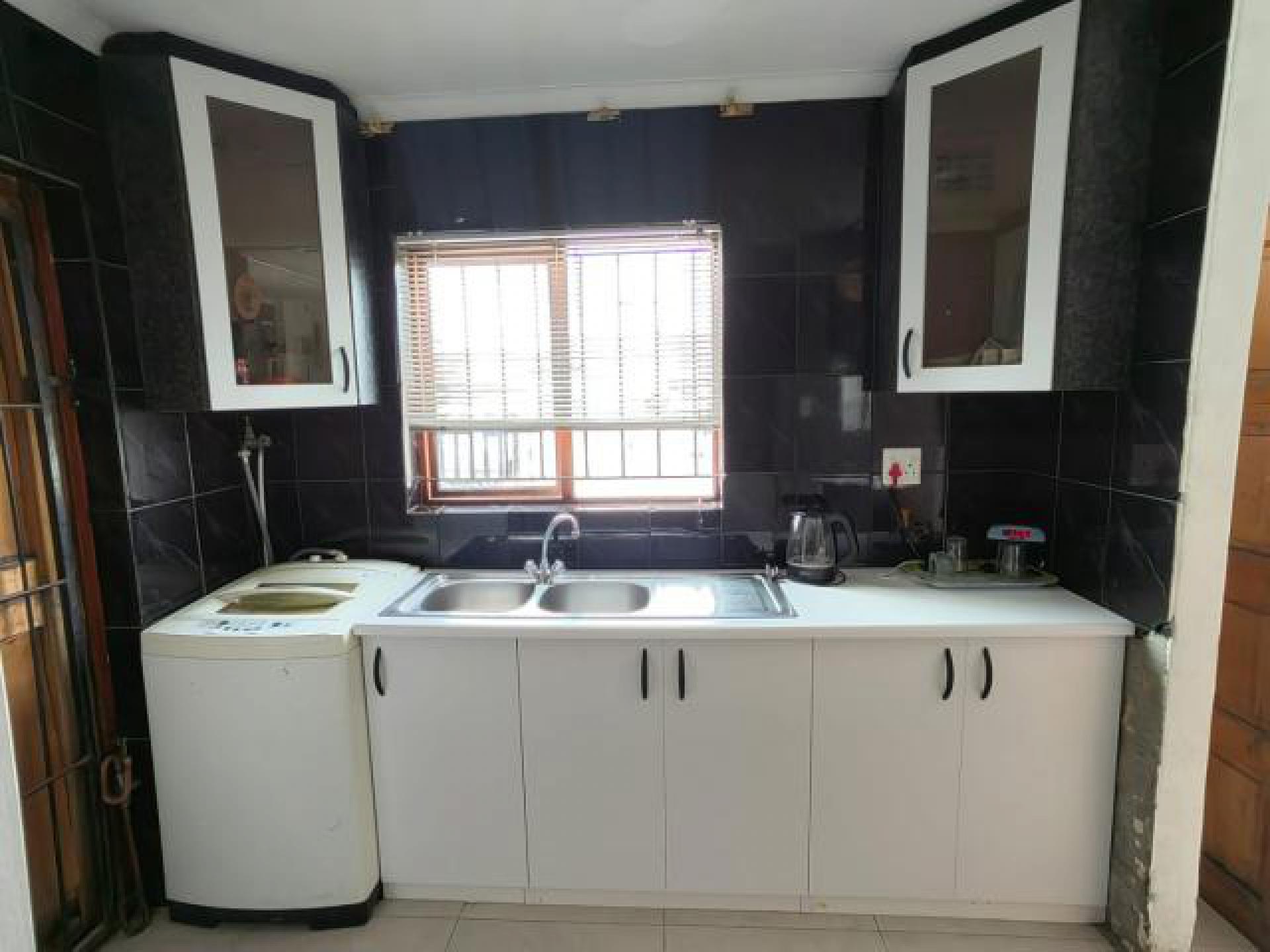 Kitchen of property in Schaapkraal