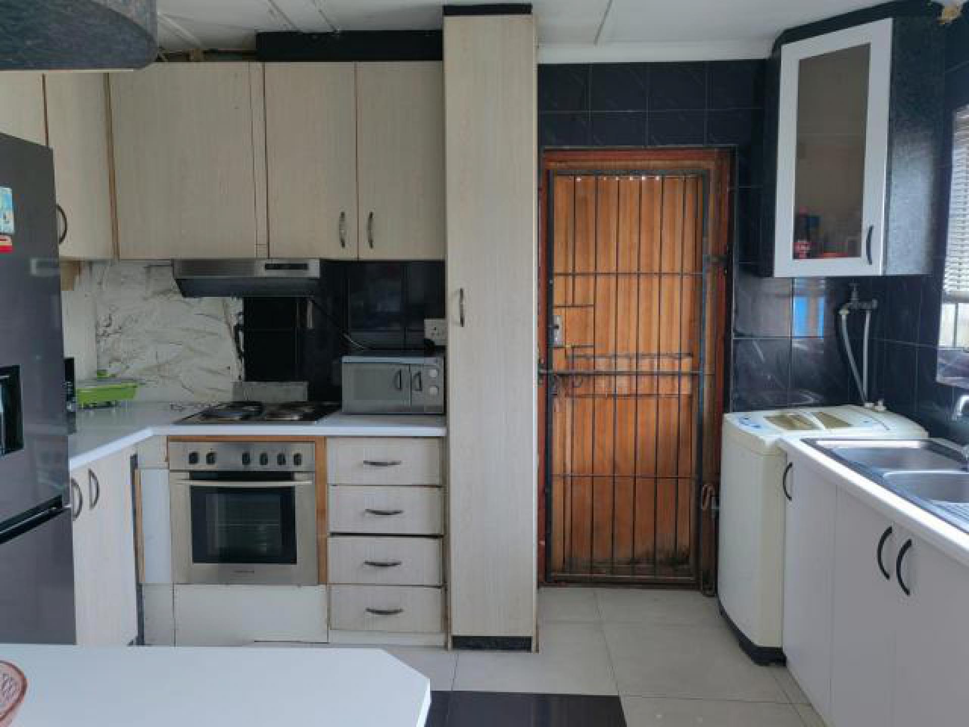 Kitchen of property in Schaapkraal