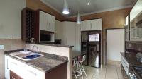 Kitchen of property in Theresapark