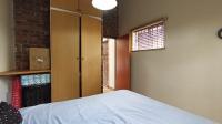 Bed Room 1 - 13 square meters of property in Theresapark