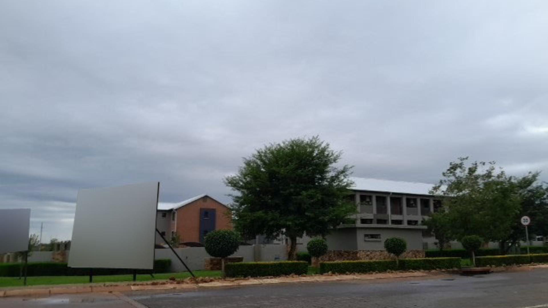 Front View of property in Kameeldrift