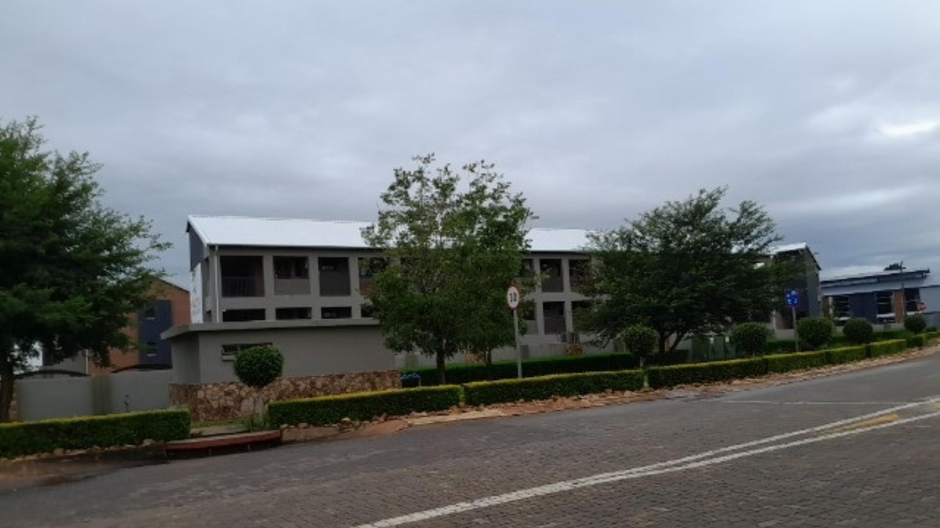 Front View of property in Kameeldrift