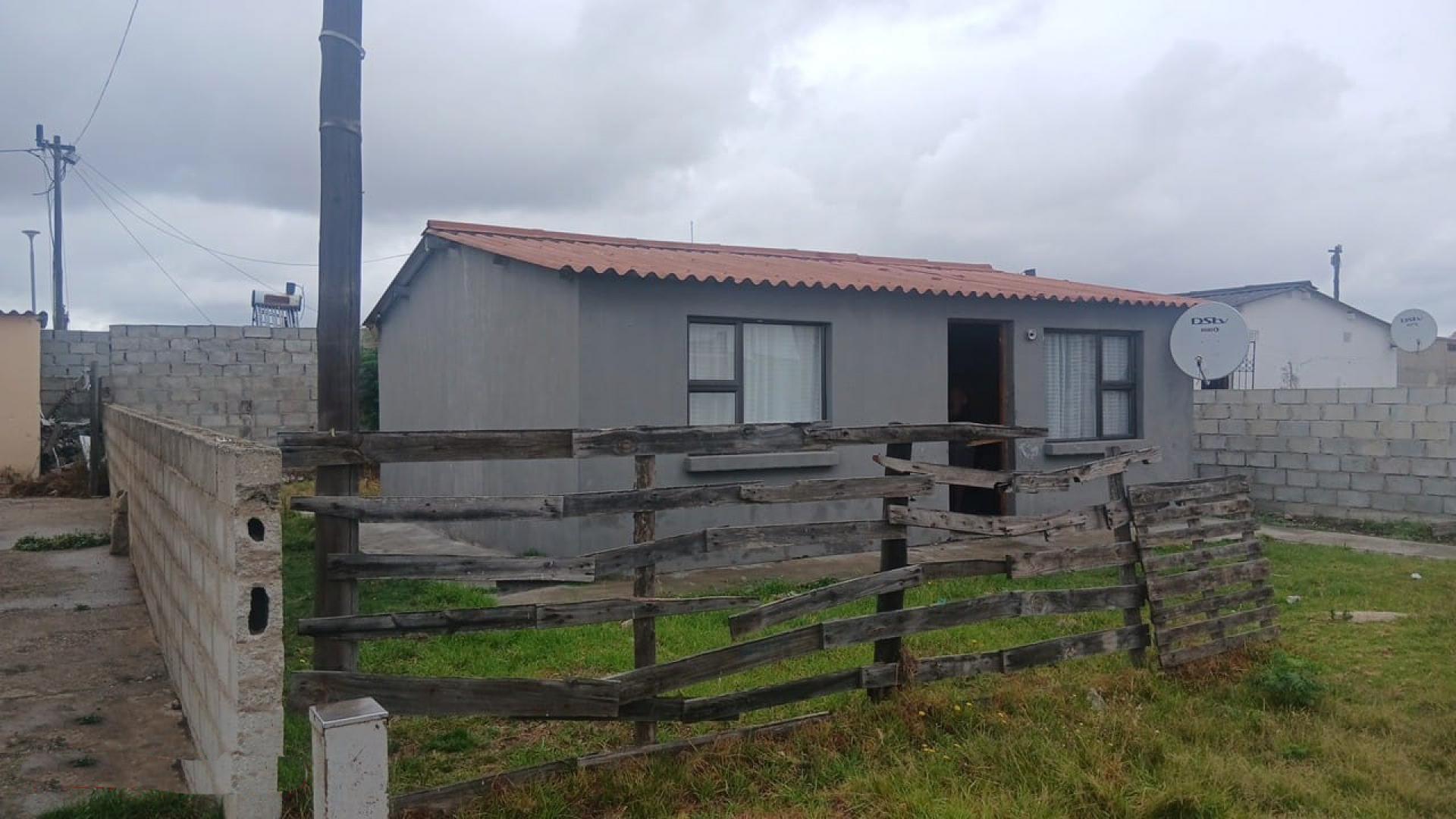 Front View of property in Ibhayi (Zwide)
