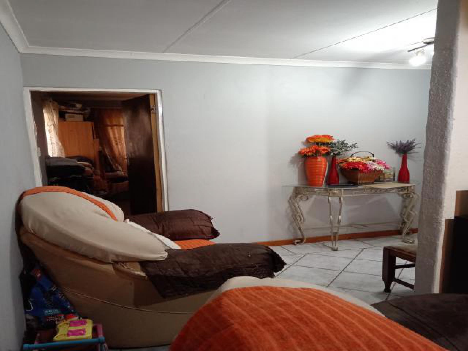 Lounges of property in Albertsdal