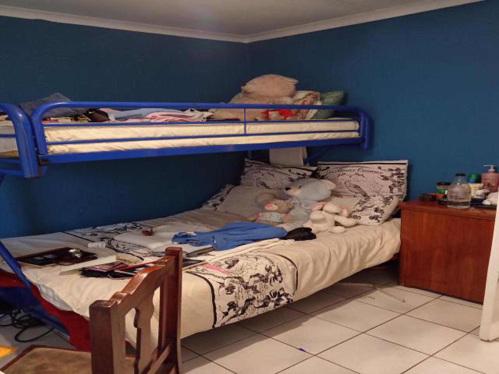 Bed Room 2 of property in Albertsdal