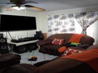 Lounges of property in Albertsdal