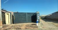 Garage of property in Wilfordon