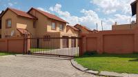 3 Bedroom 2 Bathroom Duplex for Sale for sale in Bergsig - Heidelberg