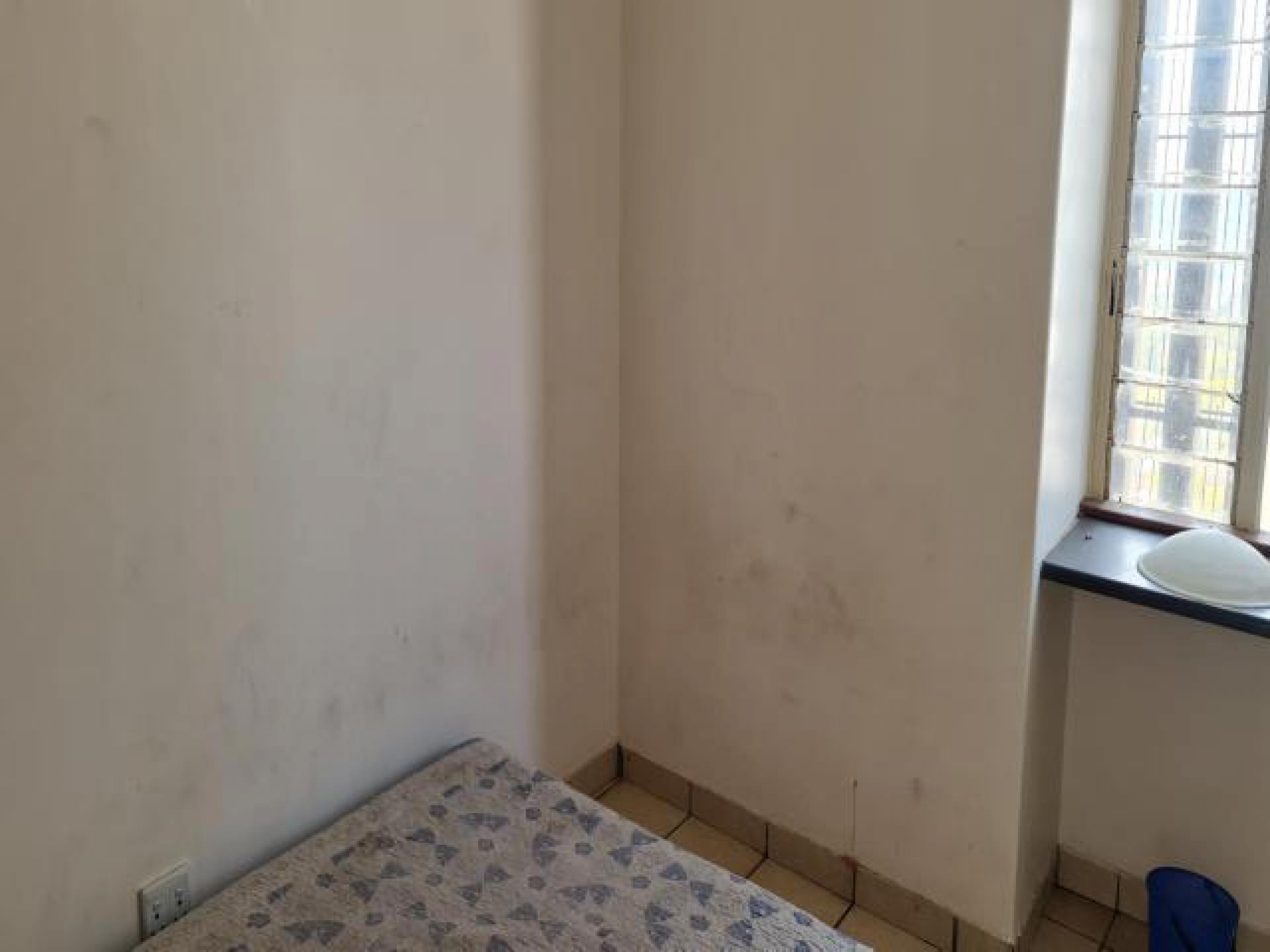 Bed Room 1 of property in Ferndale - JHB