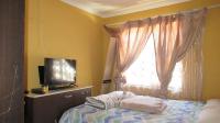 Bed Room 2 - 8 square meters of property in Protea Glen