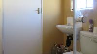 Main Bathroom - 3 square meters of property in Protea Glen