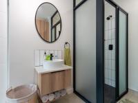 Bathroom 2 of property in Mulbarton