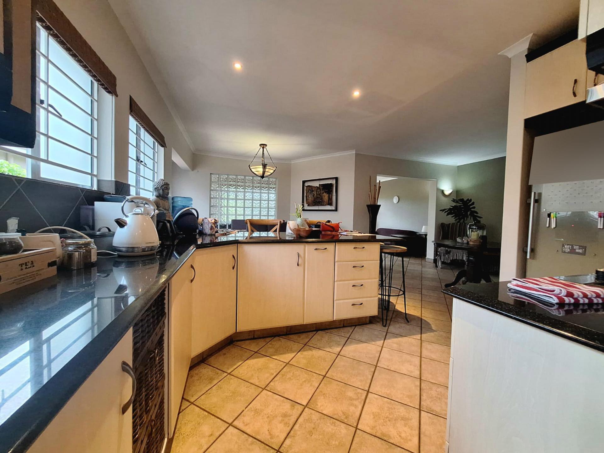 Kitchen of property in Ballitoville