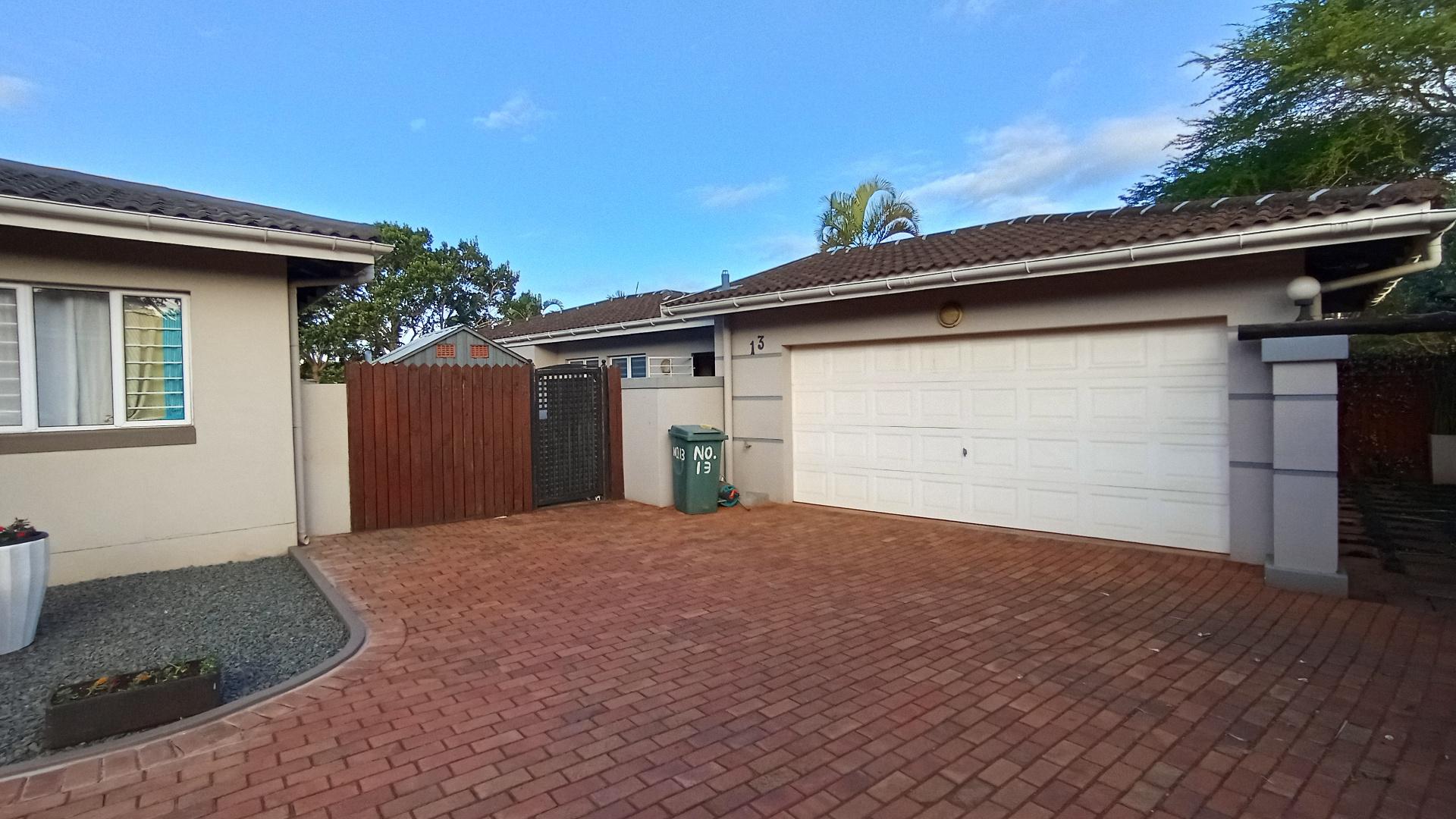 Front View of property in Ballitoville