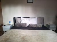 Bed Room 1 of property in Ballitoville