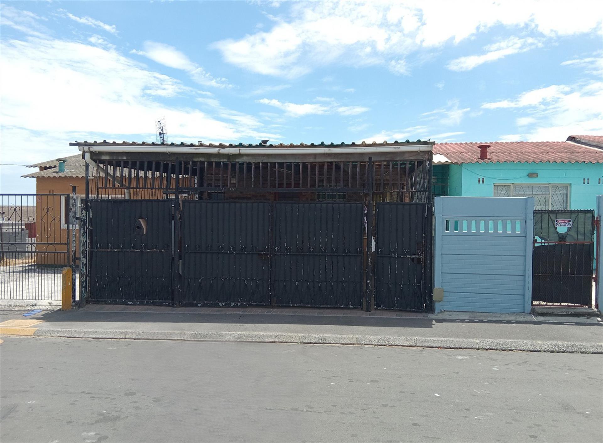 Front View of property in Goodwood