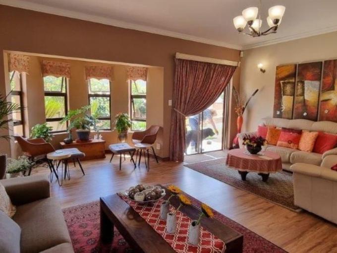 2 Bedroom House for Sale For Sale in Centurion Central - MR626779