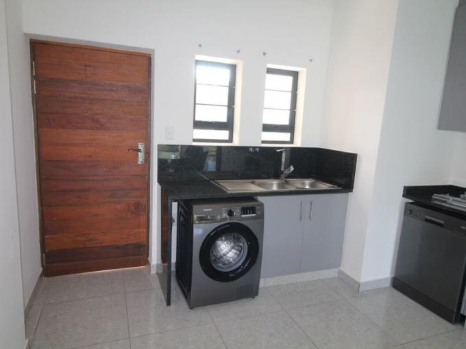 2 Bedroom Apartment to Rent in Queensburgh - Property to rent - MR626789