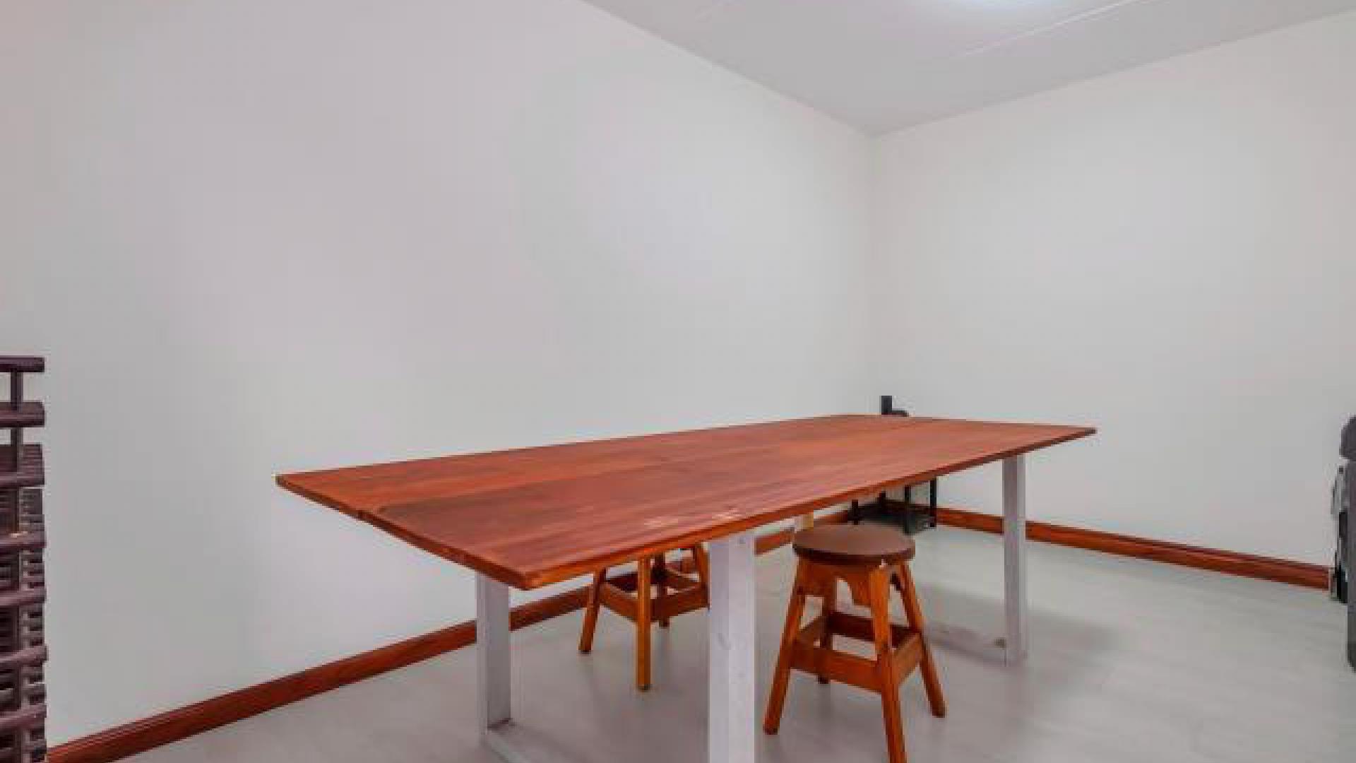 Dining Room of property in Wilgeheuwel 