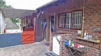Front View of property in Escombe 