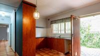 Kitchen - 15 square meters of property in Escombe 