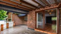 Patio - 21 square meters of property in Escombe 