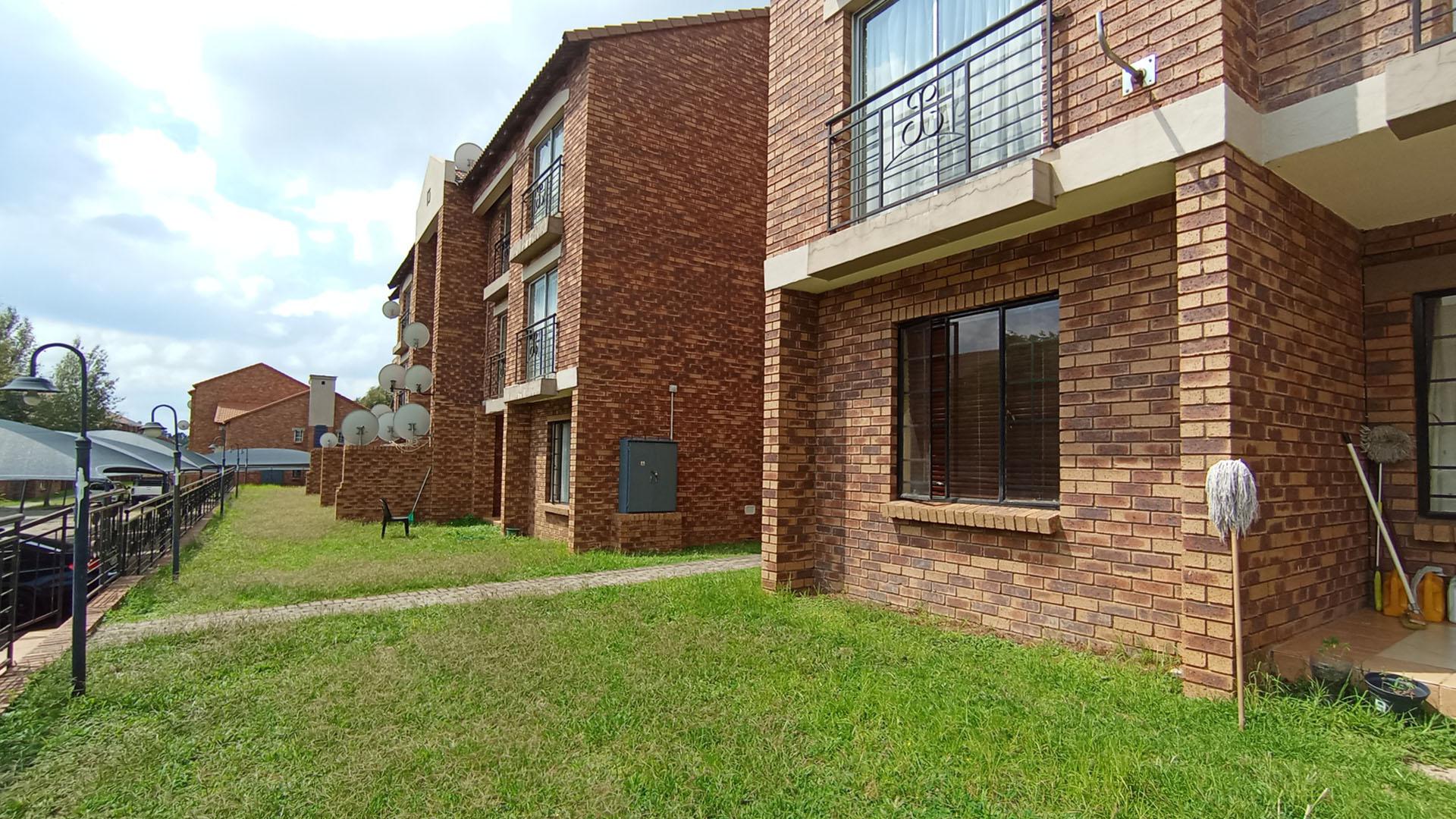 Backyard of property in Sagewood
