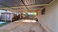 Carport  - 59 square meters of property in Witpoortjie