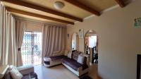Lounges - 49 square meters of property in Witpoortjie