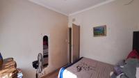 Bed Room 1 - 25 square meters of property in Witpoortjie