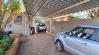Carport  - 59 square meters of property in Witpoortjie