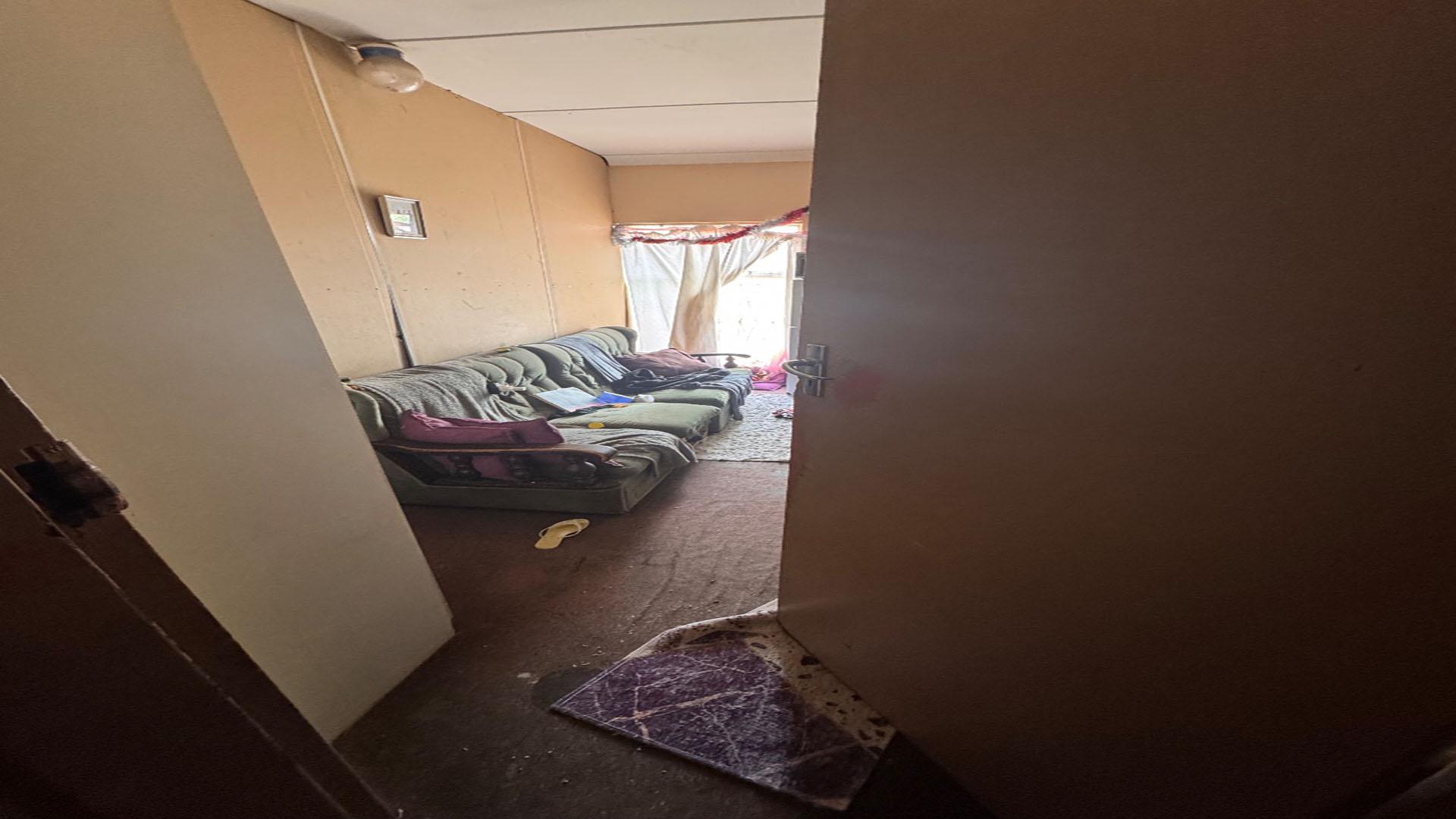 Lounges of property in Kempton Park AH