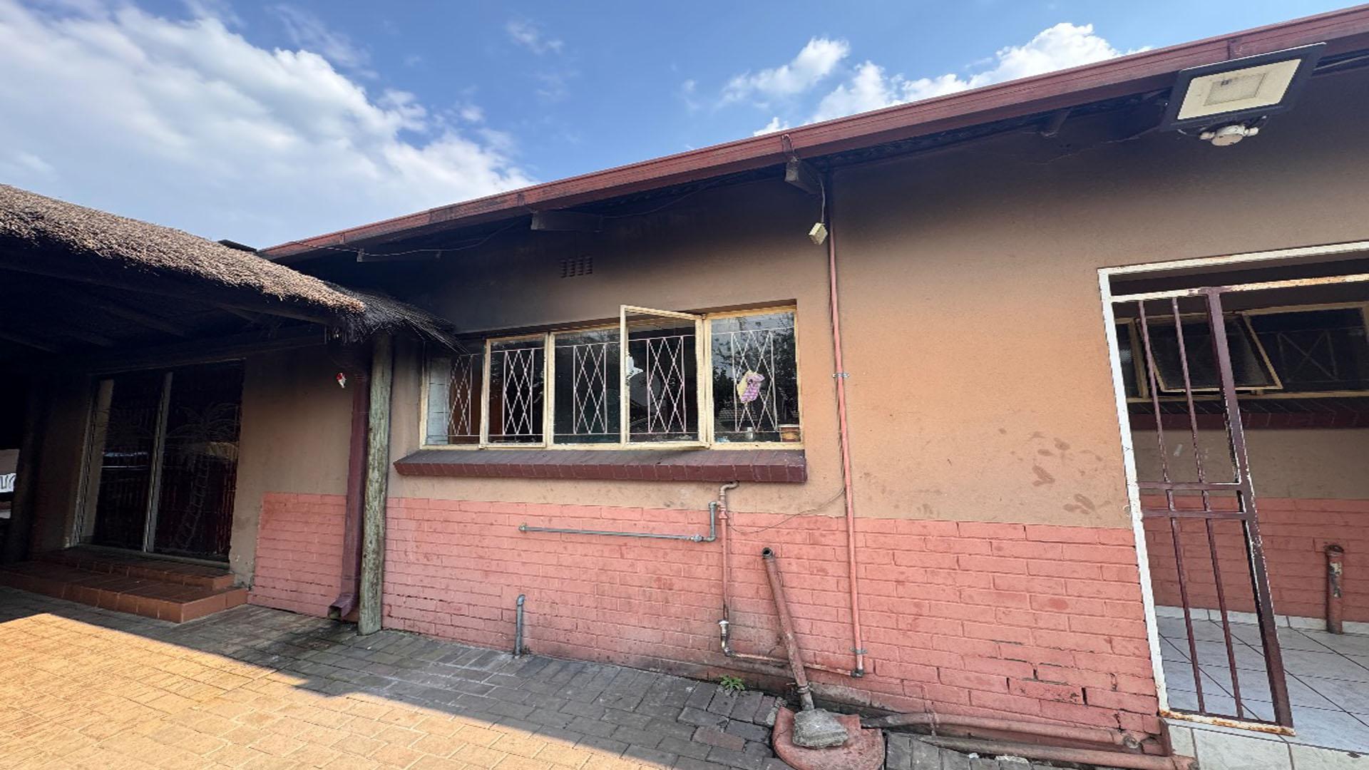 Front View of property in Kempton Park AH
