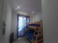 Bed Room 1 of property in Heidedal