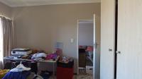 Bed Room 1 - 11 square meters of property in Sagewood