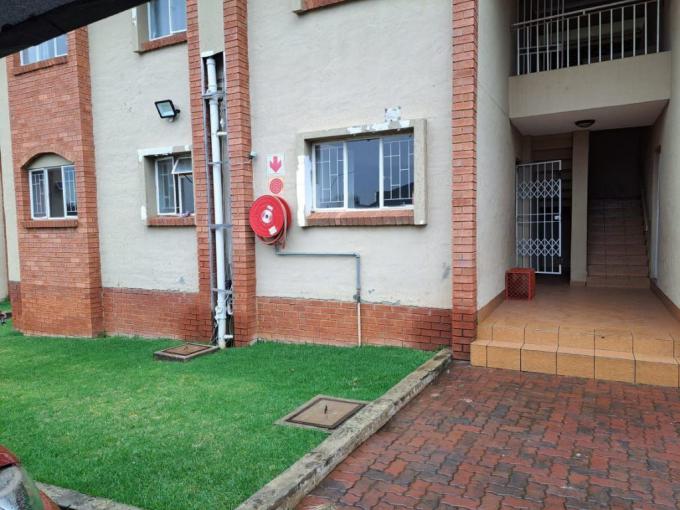 3 Bedroom Apartment for Sale For Sale in Rensburg - MR627283