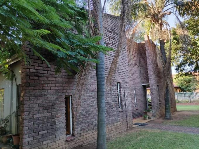 4 Bedroom House for Sale For Sale in Rustenburg - MR627286