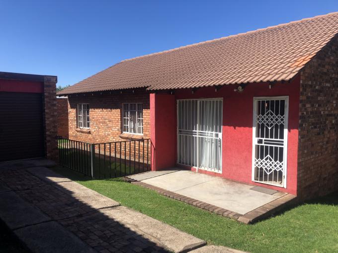 3 Bedroom Simplex to Rent in Lindhaven - Property to rent - MR627359