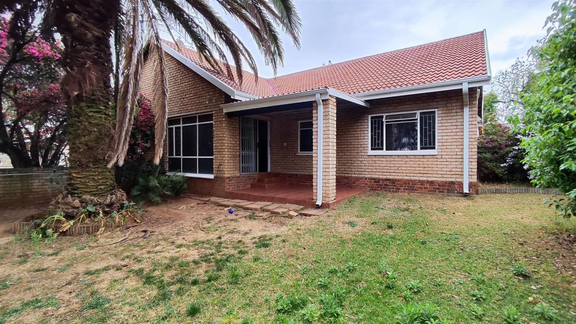 Backyard of property in Norkem park