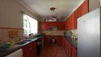 Kitchen - 14 square meters of property in Noordhang